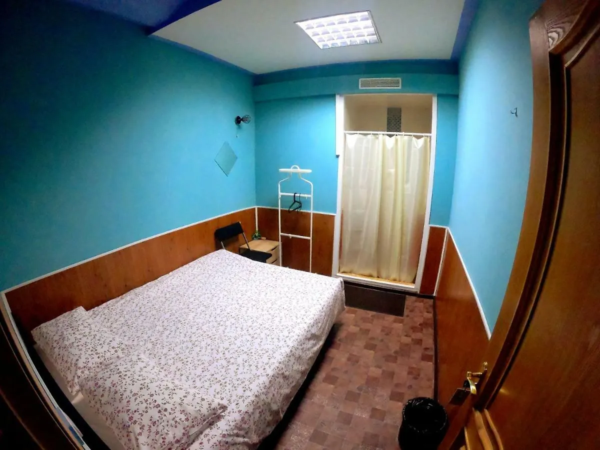 אורחן מוסקבה Mini Hotel Esenin